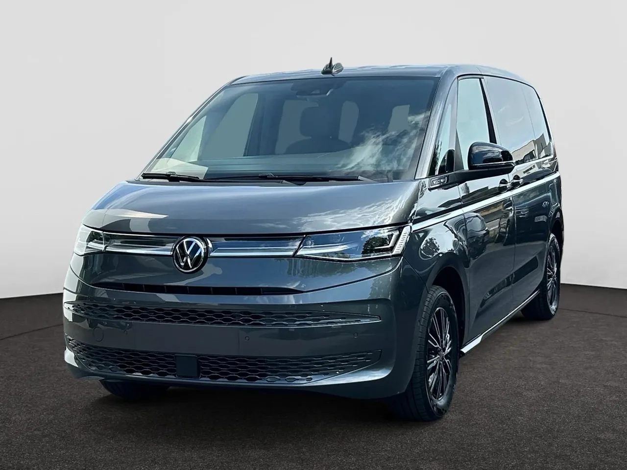 VOLKSWAGEN Multivan T7 Multivan Style Korte versie 2.0 TSI 150 kW / 204 pk DSG7