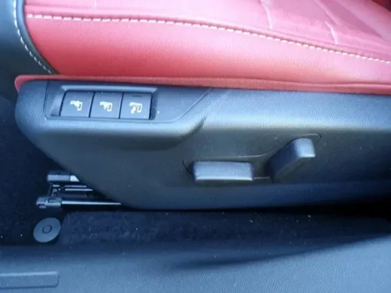 Citroën C4 PureTech 130 S&S EAT8 Shine Occasion