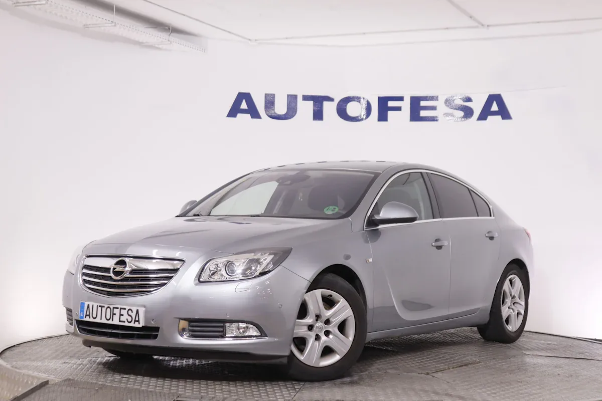 Opel Insignia 2.0 CDTI EDITION 160CV 5P # NAVY,CUERO,BIXENON