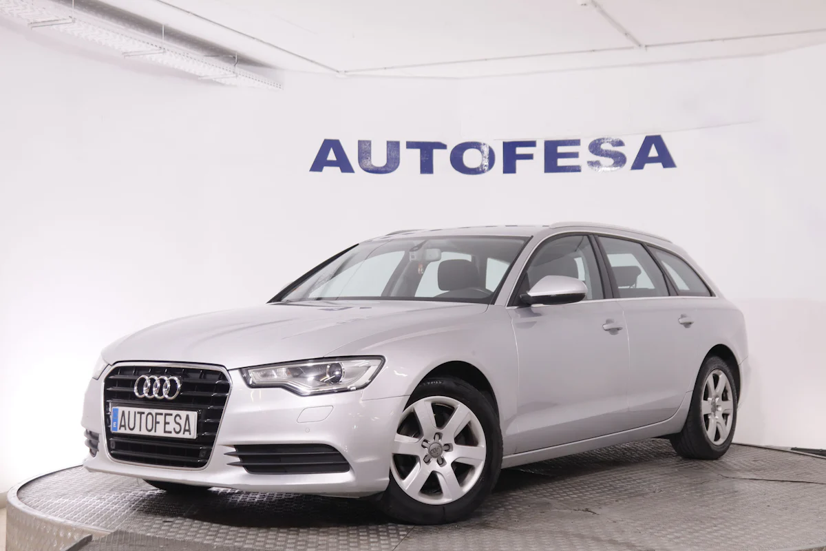 Audi A6 AVANT 2.0 TDI ULTRA AUTO 190CV 5P # NAVY,PARKTRONIC,
