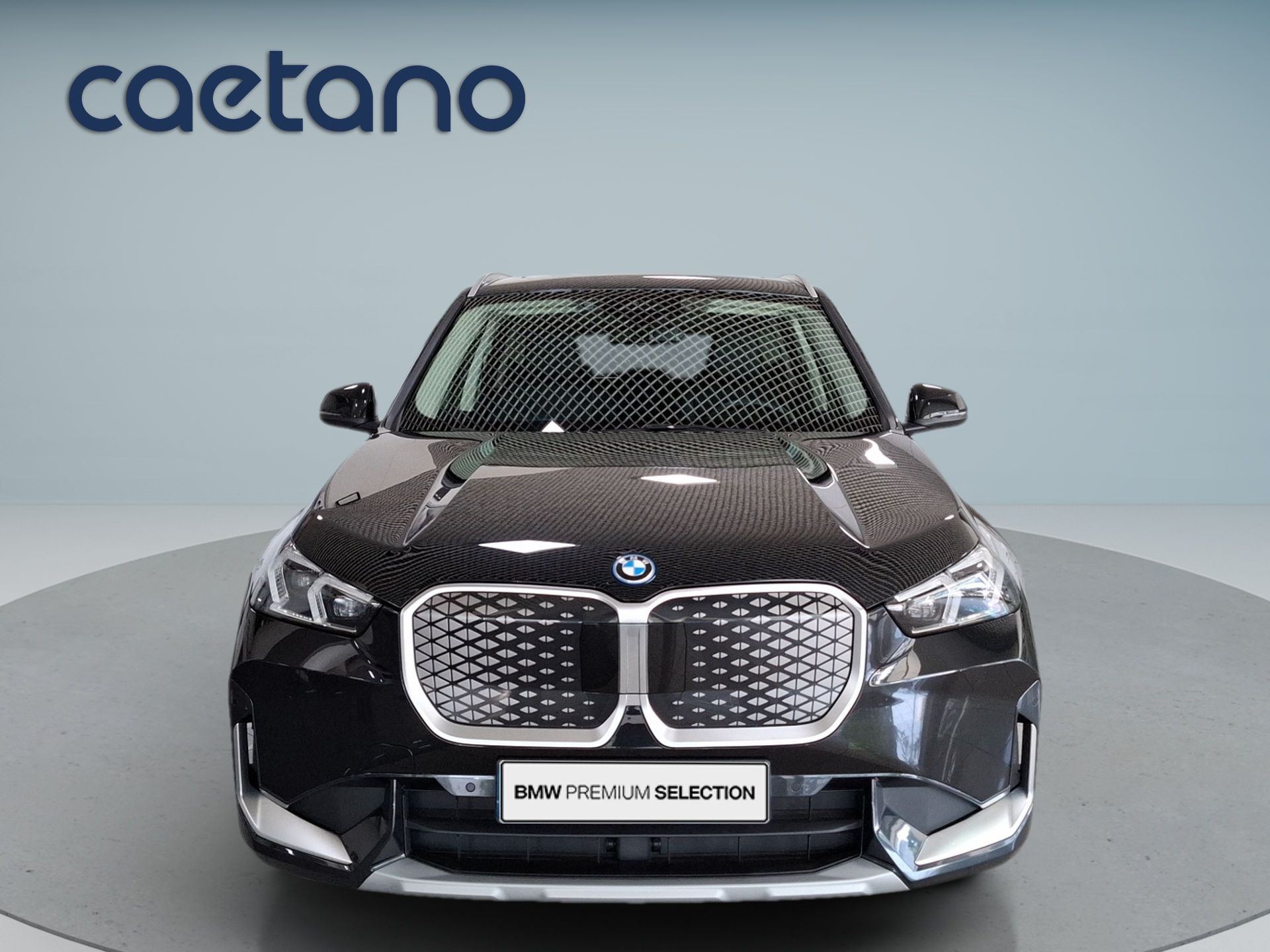 BMW iX1
