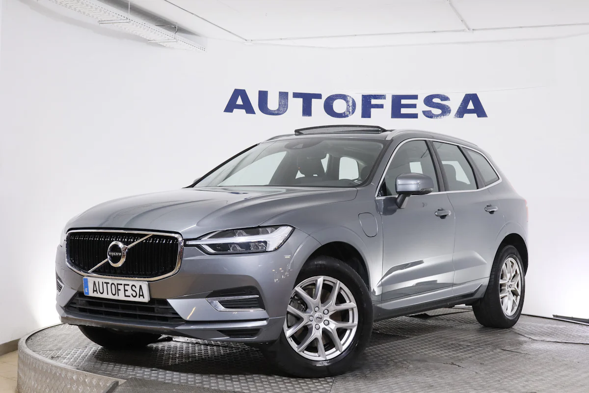 Volvo Xc 60 2.0 T8 HIBRIDO ENCHUFABLE 408CV BUSINESS PLUS AWD AUTO 5P # IVA DEDUCIBLE, TECHO ELE PANORAMICO, NAVY