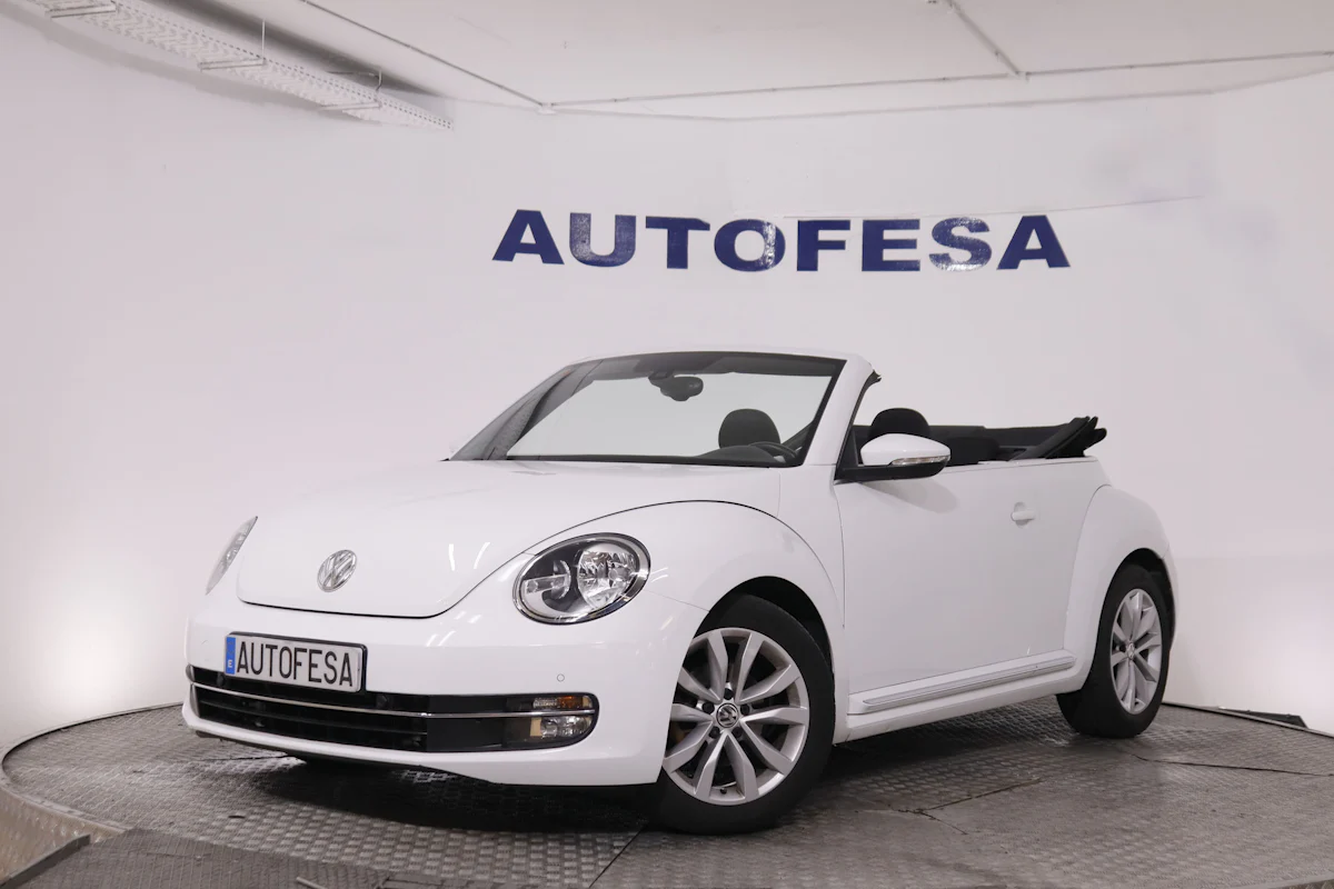 Volkswagen Beetle CABRIO 2.0 TDI 110CV 2P # PARKTRONIC