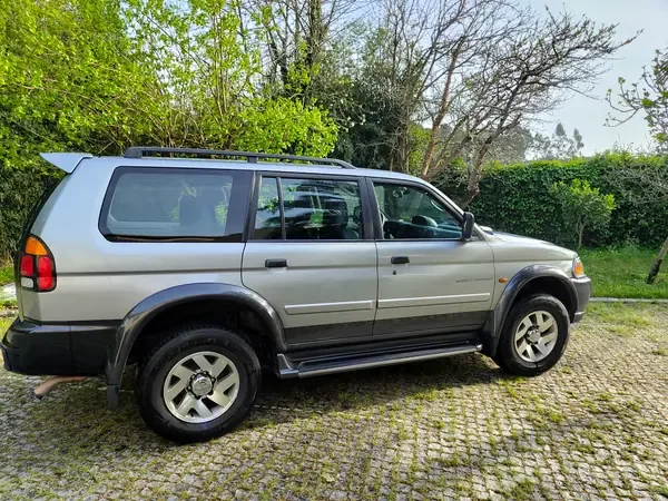 Mitsubishi Pajero 2000 2.5 TD GLX Longo