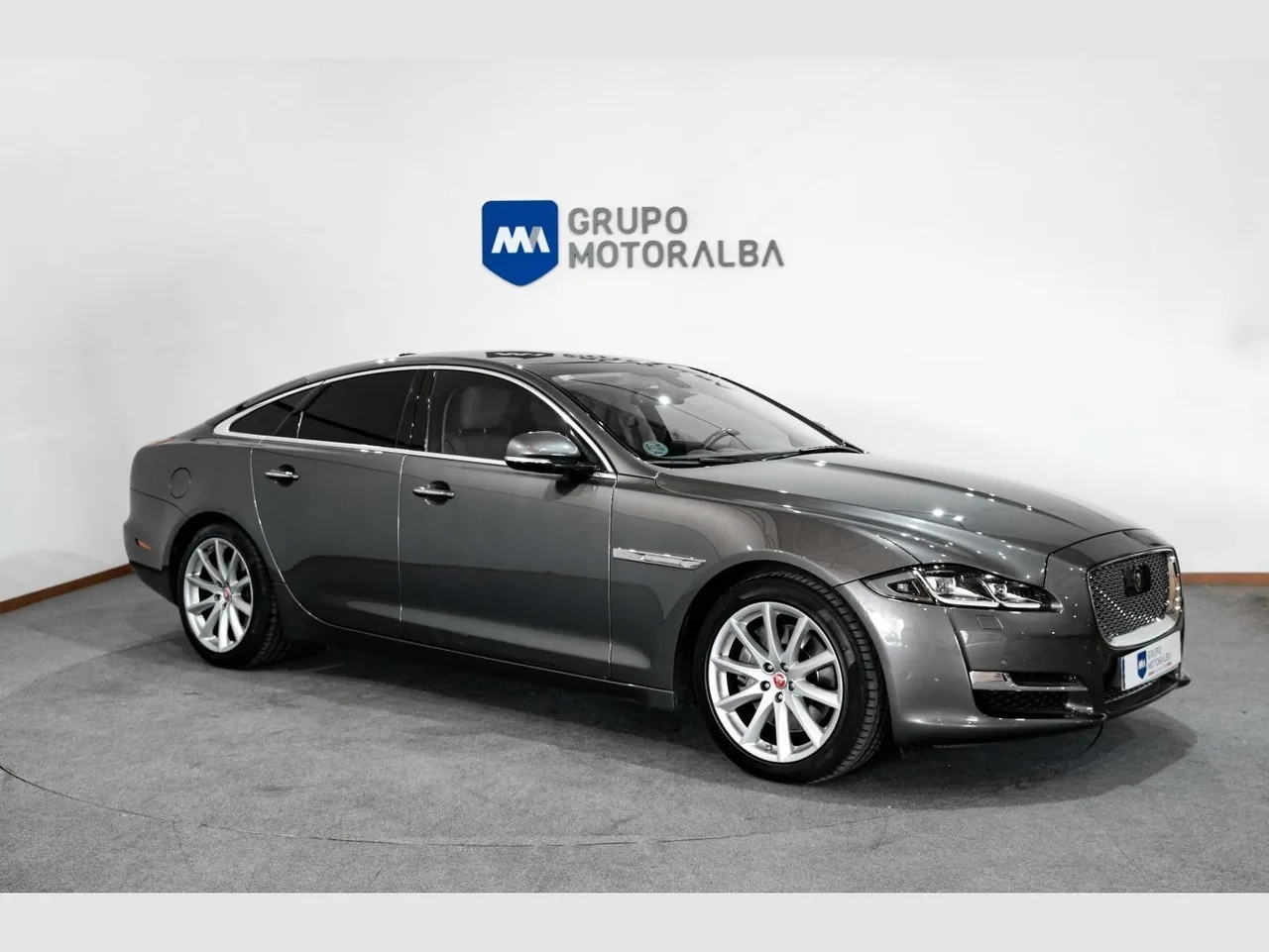 JAGUAR XJ XJ 3.0D LWB Premium Luxury Aut.