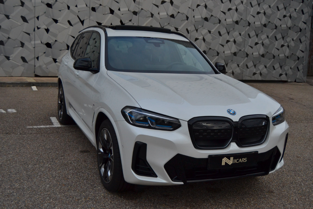 BMW X3 iX3