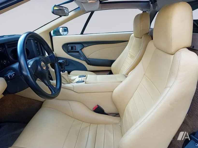 LOTUS Esprit ESPRIT S4