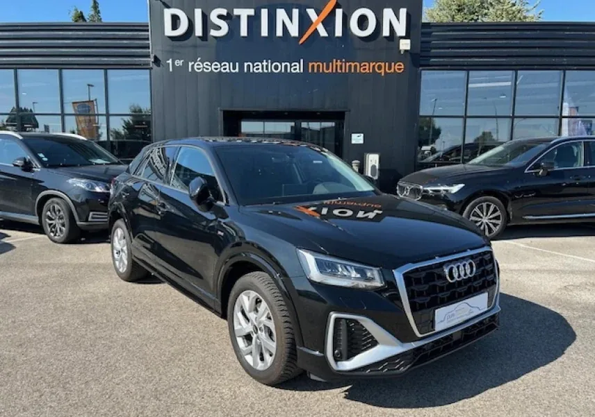 AUDI Q2