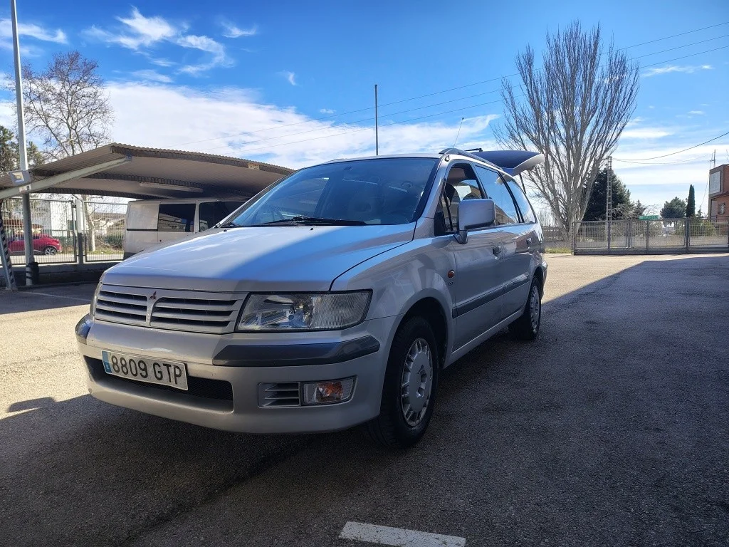 MITSUBISHI Space Wagon Space Wagon 2.4 GDI GLX Plus