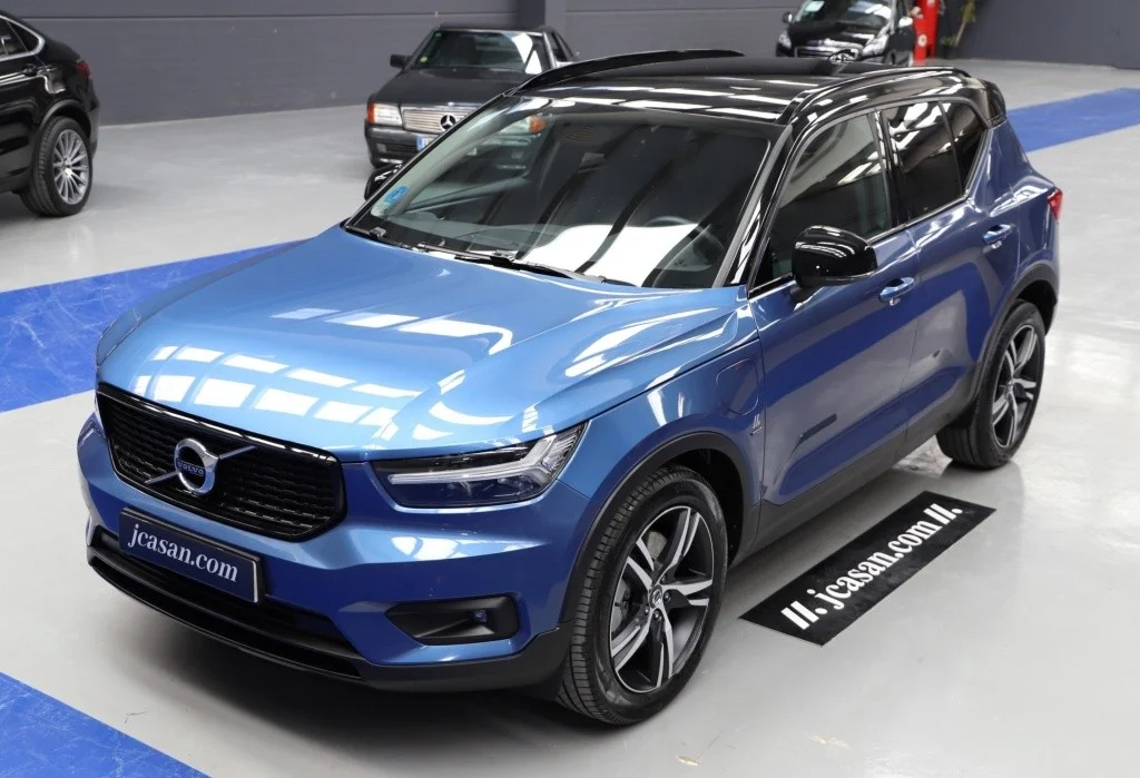 VOLVO XC40 XC40 T4 Recharge R-Design Expression Aut.