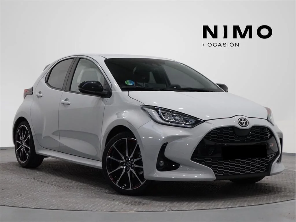 TOYOTA Yaris Yaris 120H 1.5 GR Sport