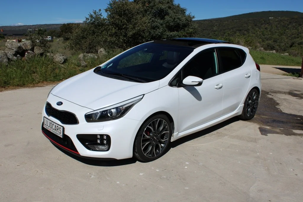 KIA Cee´d Pro_Cee´d 1.6 T-GDI GT 204