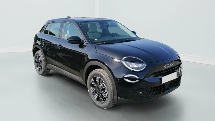 Fiat FIAT 600 600 1.2 Hybrid 145 DCT ICON Zéro km immatriculé
