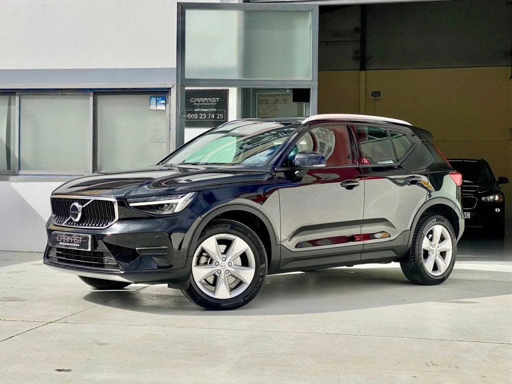 VOLVO XC40 XC40 B3 Core Dark Aut.