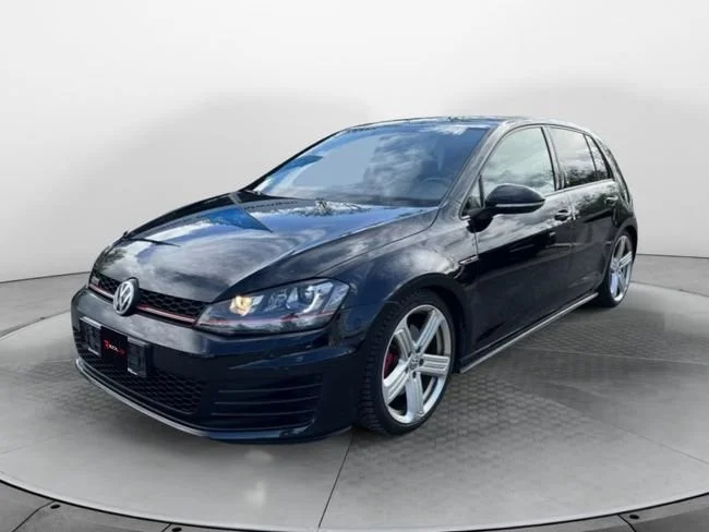 VOLKSWAGEN Golf GTI