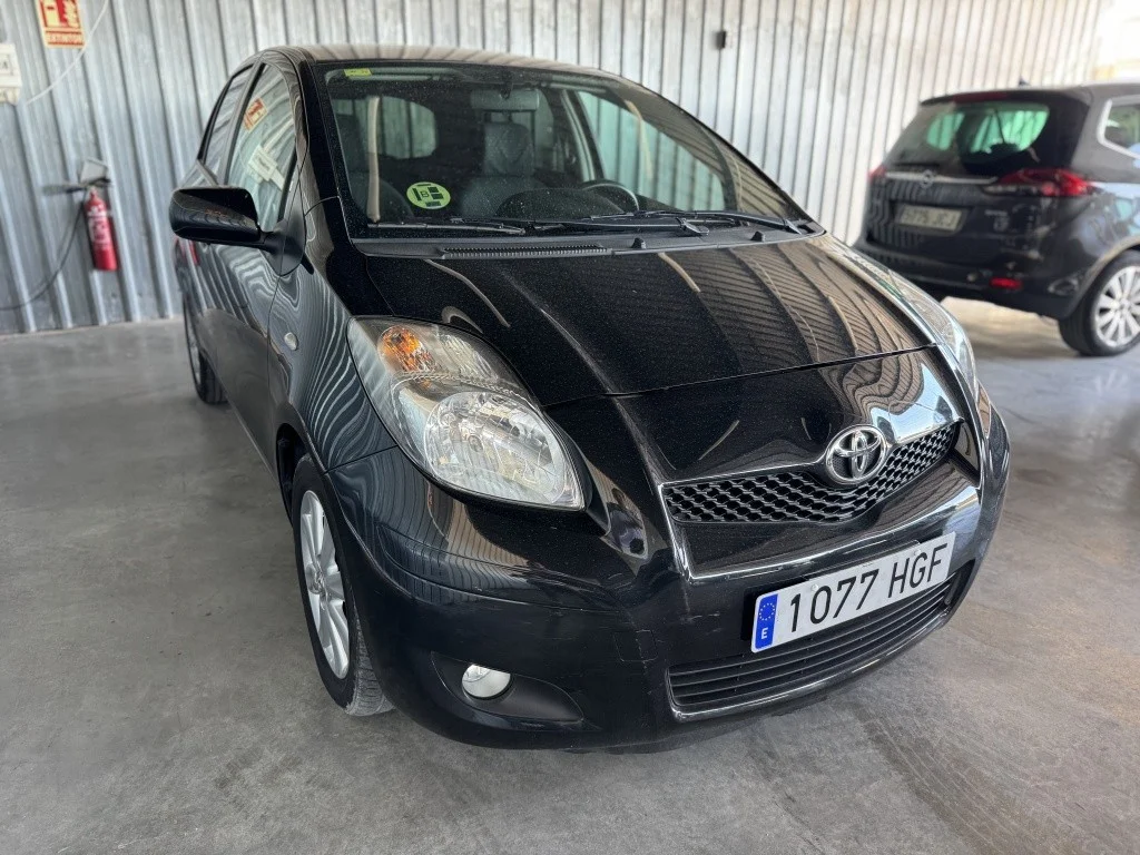 TOYOTA Yaris Yaris 1.4D-4D Connect