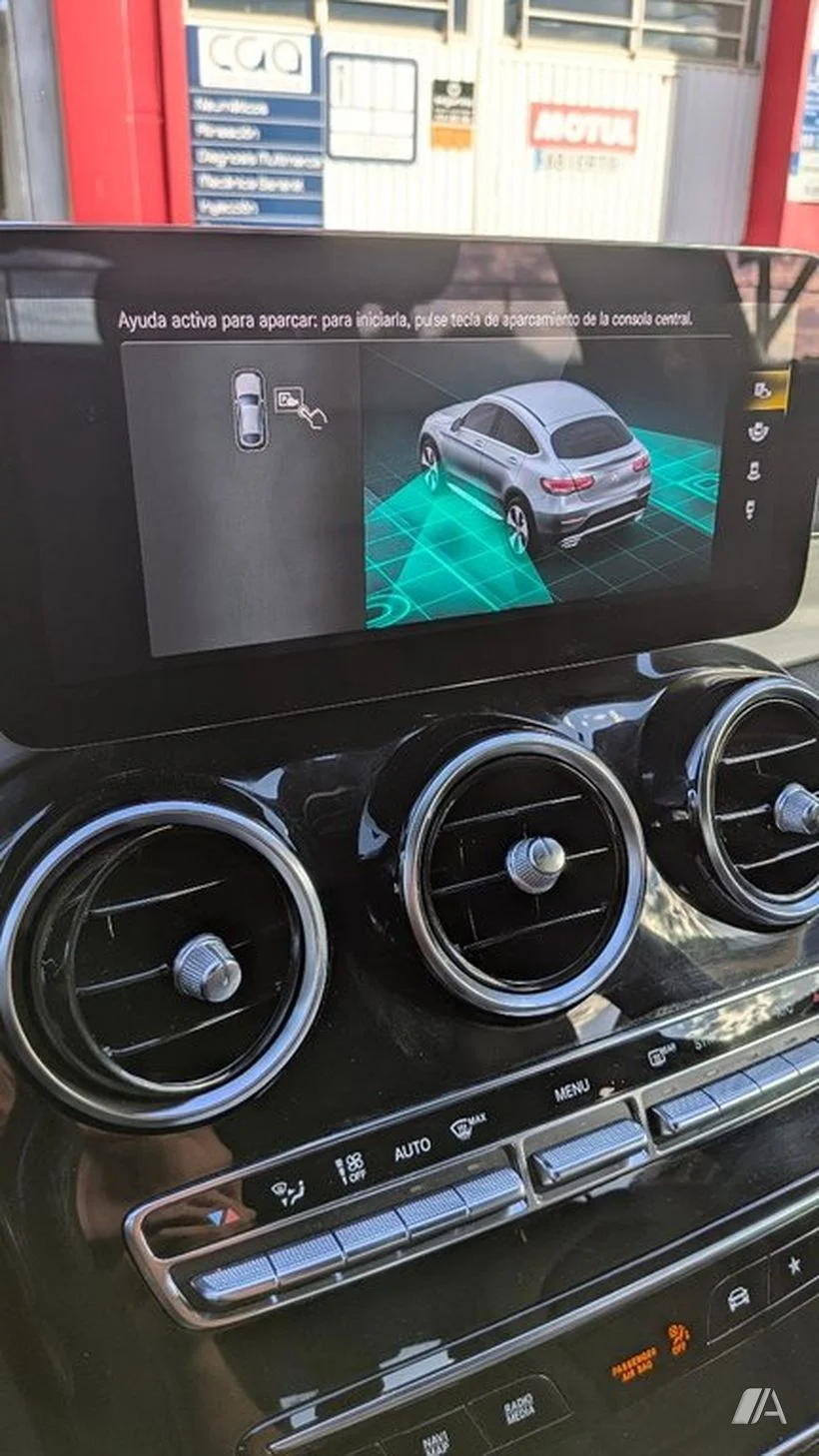 MERCEDES-BENZ Clase GLC GLC 200 d 163 4Matic 5p 9G-T
