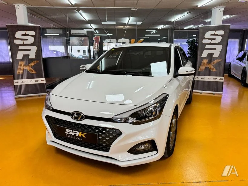 HYUNDAI i20 i20 1.0 TGDI Tecno LE 100