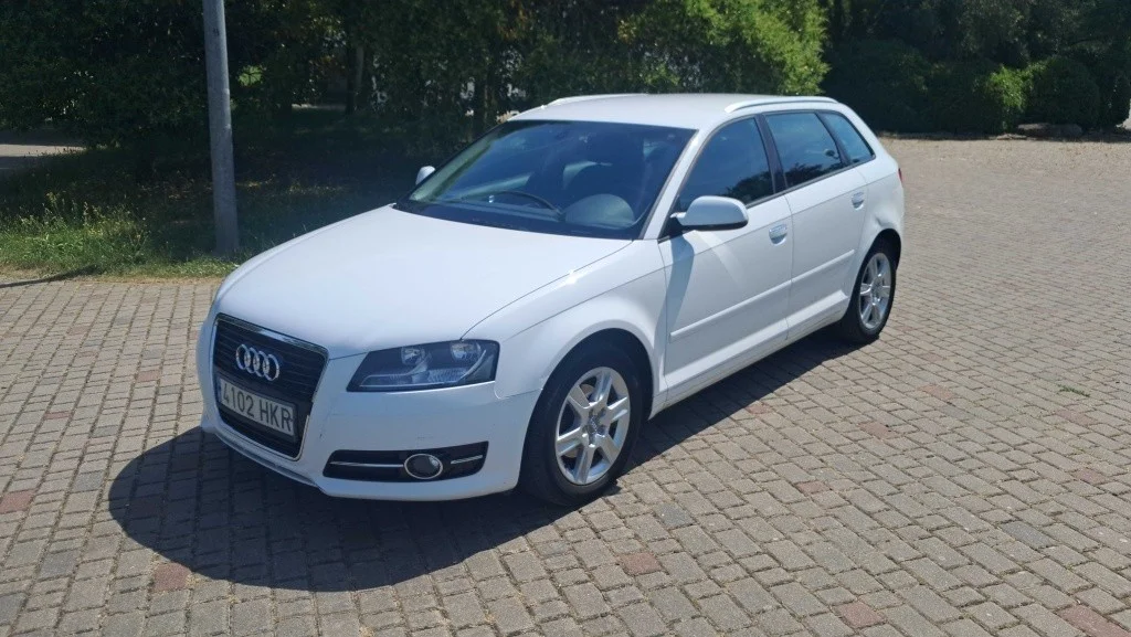 AUDI A3 A3 Sportback 1.6TDI Attraction