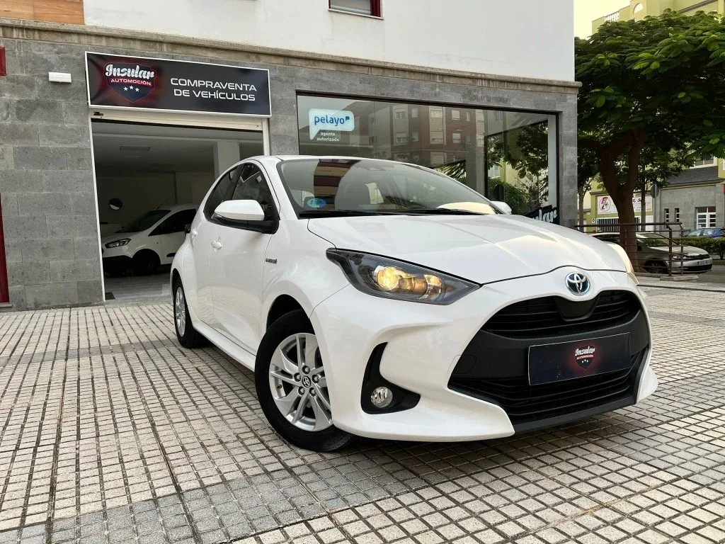 TOYOTA Yaris Yaris 120H 1.5 Business Plus