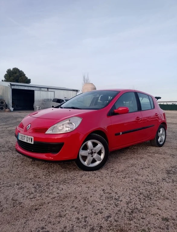 RENAULT Clio Clio 1.5DCI Pack Dynamique iMusic 85