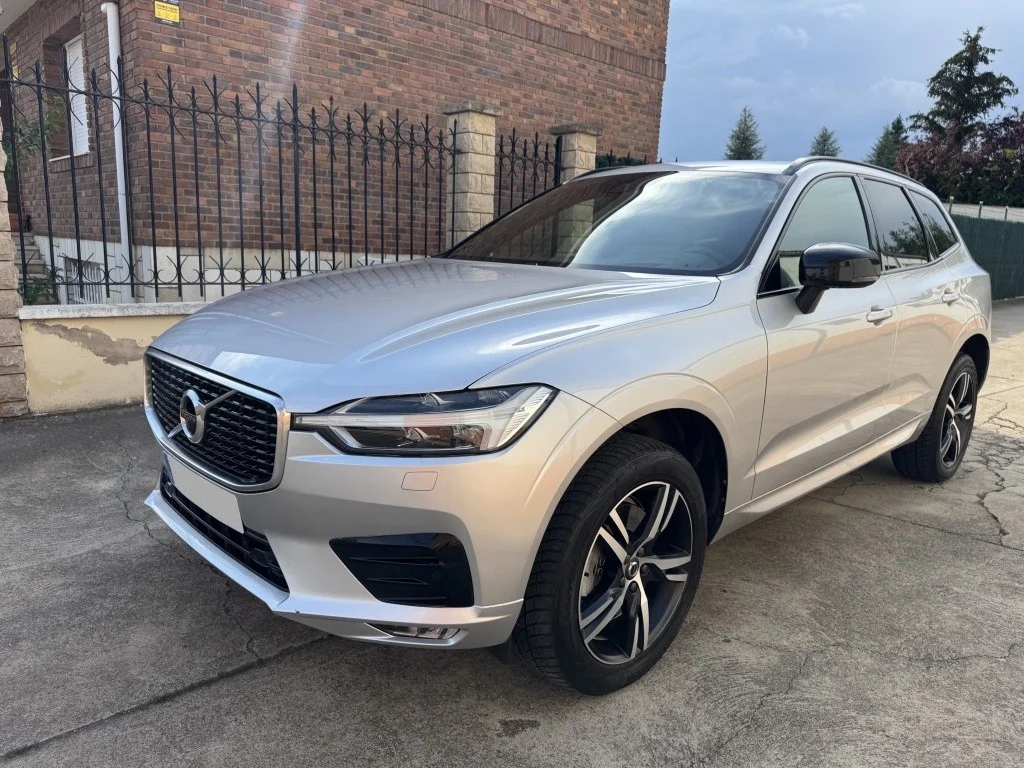 VOLVO XC60 XC60 B4 R-Design AWD Aut.