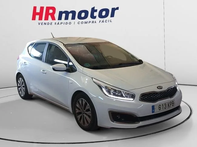 KIA Ceed 1.6 CRDi VGT Drive 100 kW (136 CV)