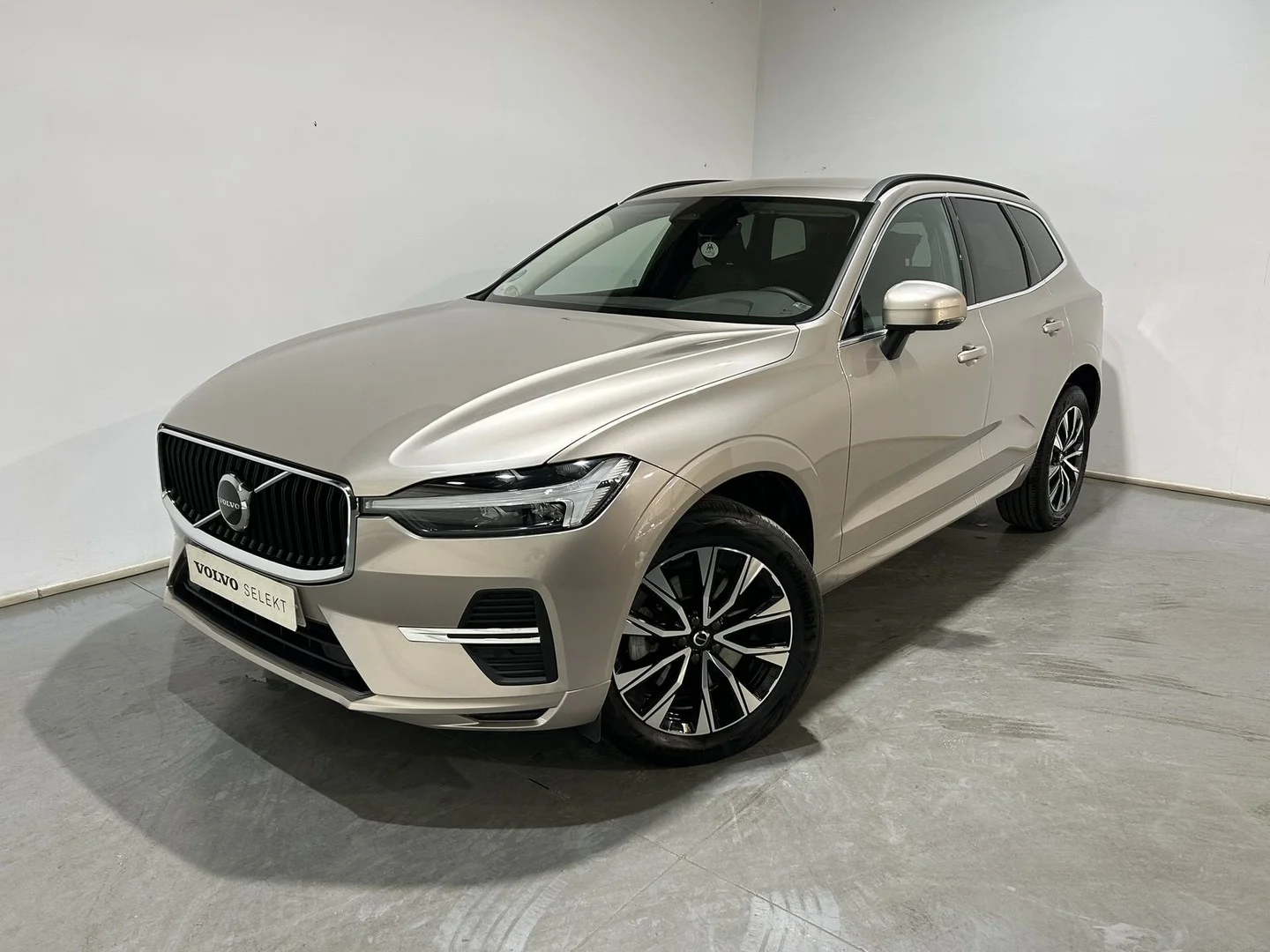 VOLVO XC60 XC60 B4 Core FWD Aut.