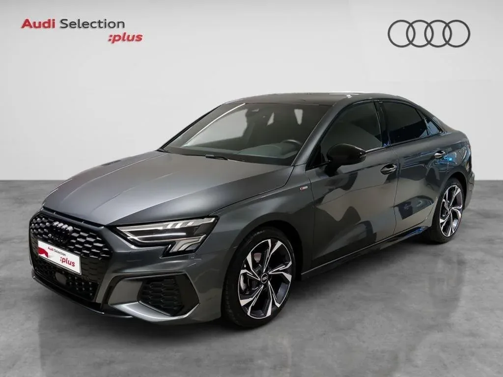 AUDI A3 A3 Sedán TDI S line S tronic 110kW