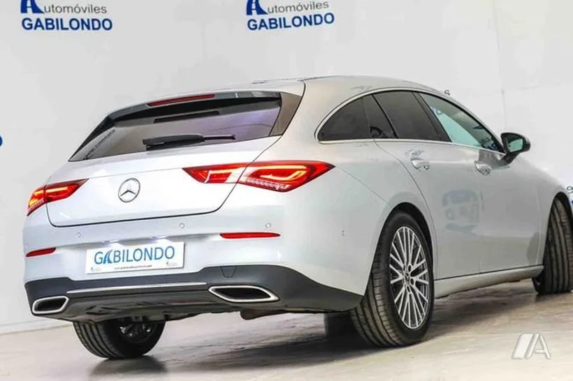 MERCEDES-BENZ Clase CLA Shooting Brake 180 D DCT