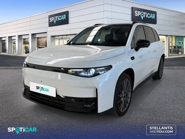 LEAPMOTOR C10 REEV 28.4 kWh Auto Design