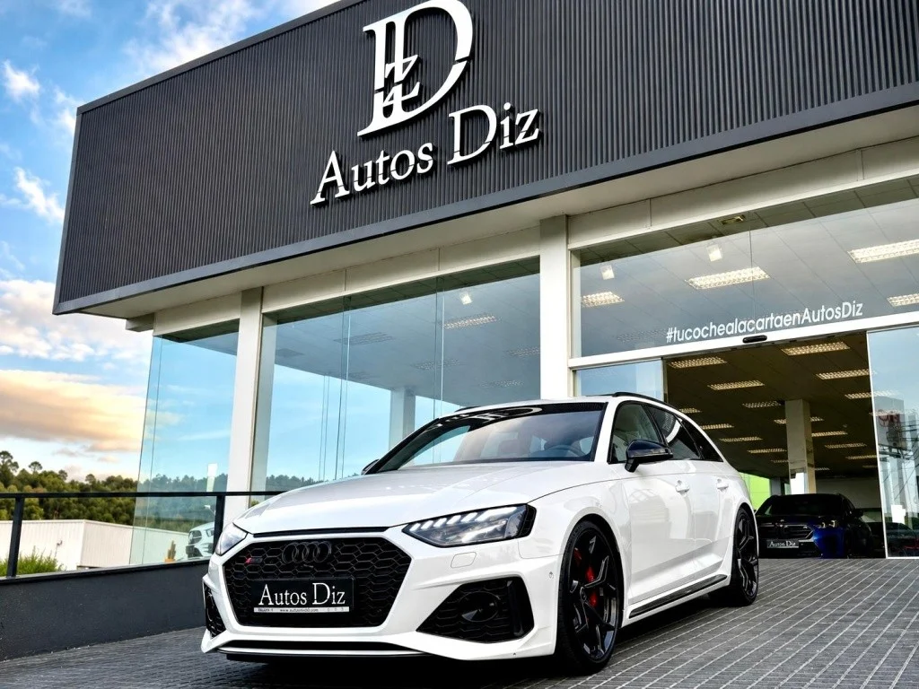 AUDI A4 RS4 Avant TFSI Competition plus quattro tiptronic