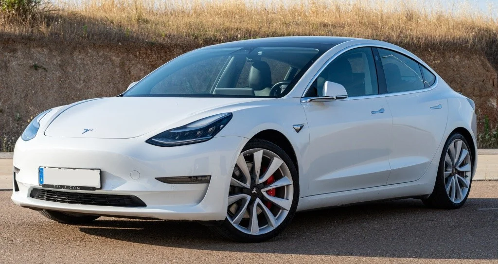 TESLA Model 3 Model 3 Long-Range Dual Motor Performance AWD