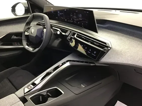 Peugeot 3008 Hybrid 145 e-DCS6 GT Exclusive Zéro km immatriculé