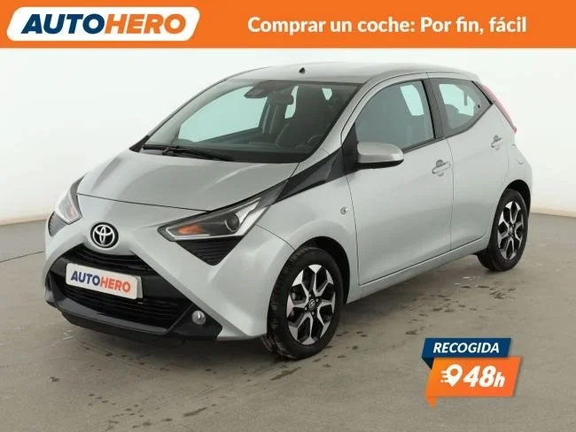 TOYOTA Aygo 1.0 X-Play club