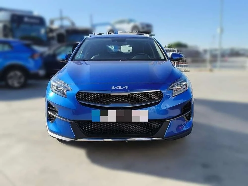 KIA XCeed 1.5 MHEV iMT Tech