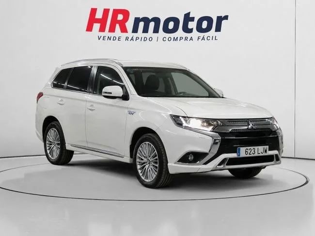 MITSUBISHI Outlander 2.4 PHEV Motion 4WD Auto 165 kW (224 CV)