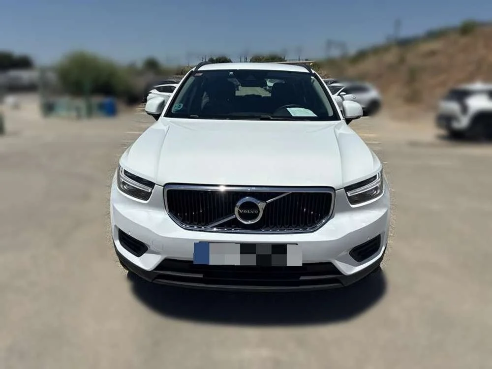 VOLVO XC40 XC40 T2 Momentum Core Aut.