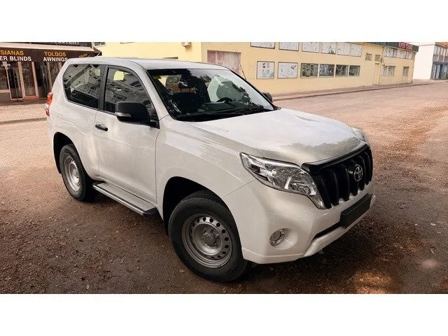 TOYOTA Land Cruiser Land Cruiser D-4D GX