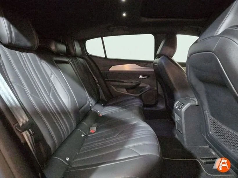 PEUGEOT 408 GT PHEV 225 e-EAT8