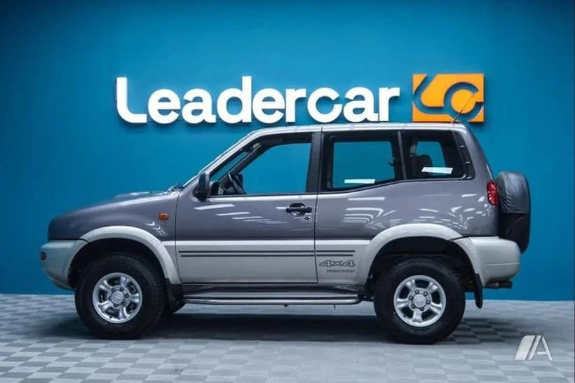 NISSAN Terrano Terrano SE 2.7 TDI