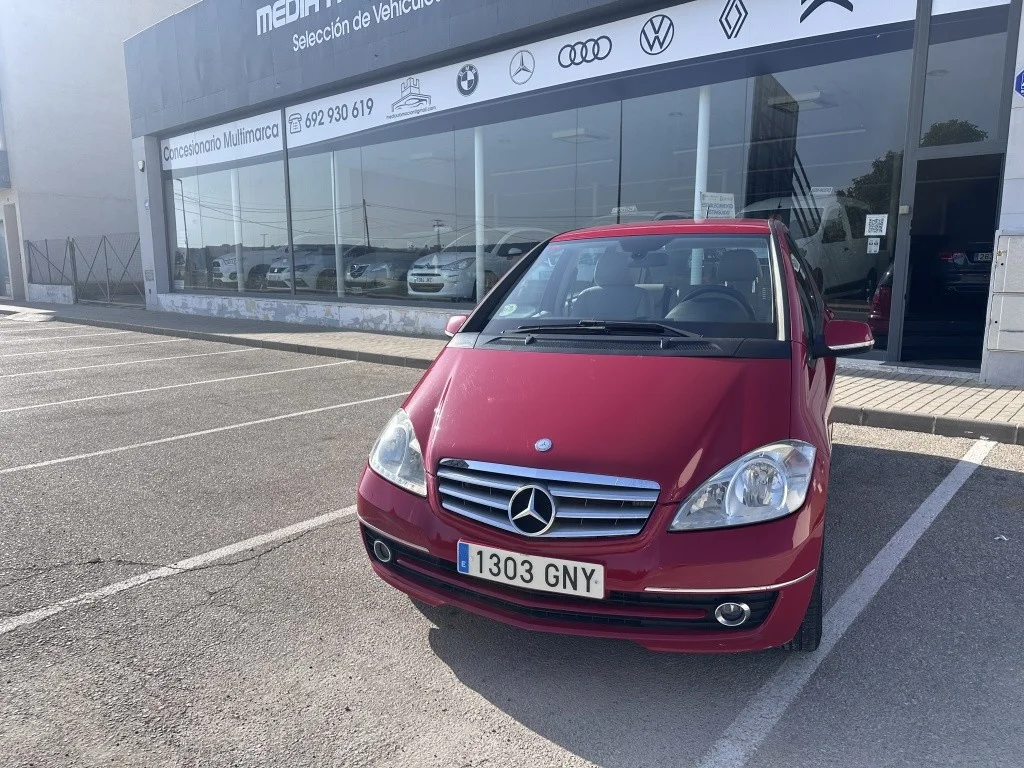MERCEDES-BENZ Clase A A 160CDI Elegance Aut.