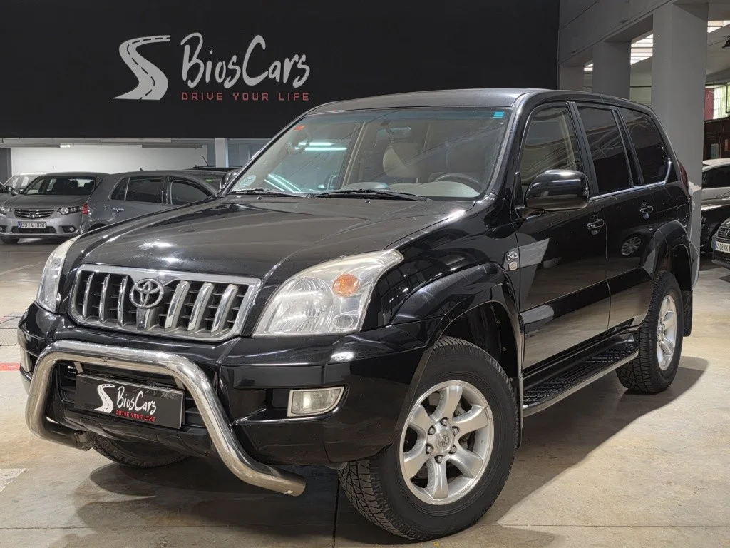 TOYOTA Land Cruiser Land Cruiser D-4D VX