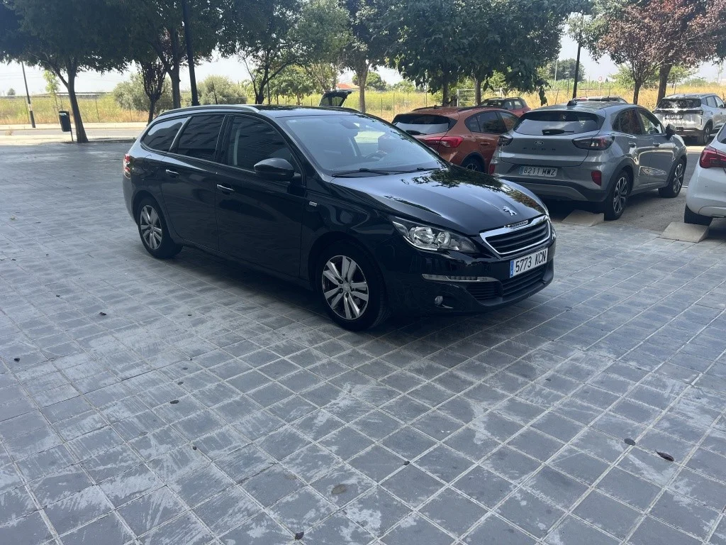 PEUGEOT 308 308 SW 1.2 PureTech S&S Style 130