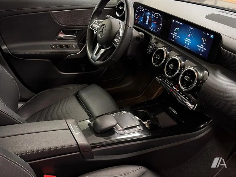 MERCEDES-BENZ Clase CLA CLASE CLA 200 D DCT