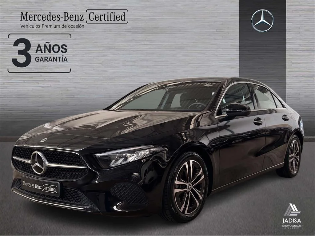 MERCEDES-BENZ Clase A CLASE A 180 Sedán