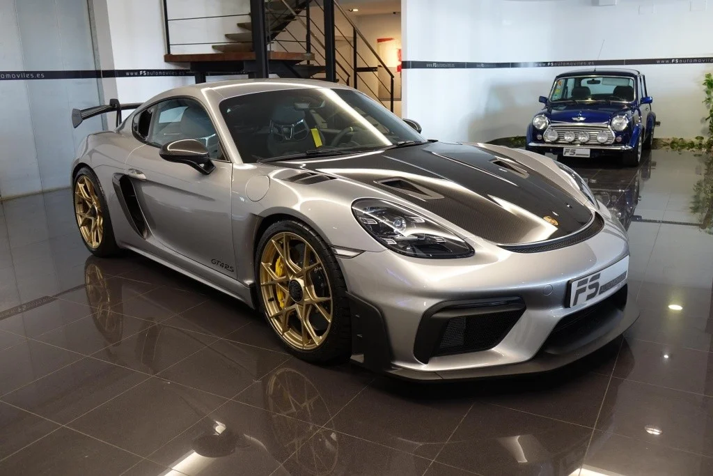 PORSCHE Cayman Cayman GT4 RS PDK