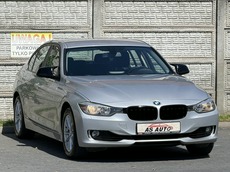 BMW 320 F30/F31 2.0dm³ 184KM