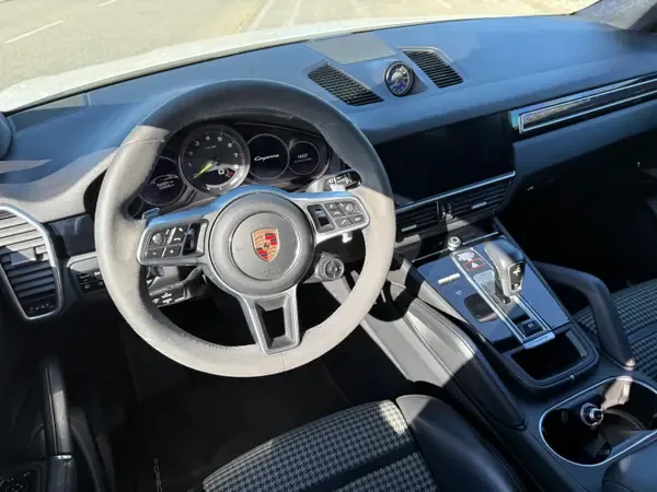 Porsche Cayenne Coupé 2020 E-Hybrid