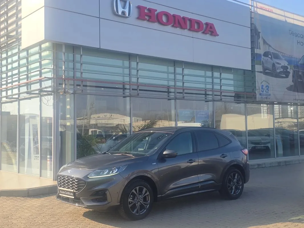 Ford kuga 2.5 Duratec FHEV AWD ST Line